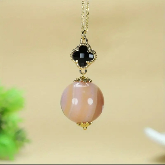 Elegant & Unique Natural Jade Necklace Clavicle Chain Bead Pendant - Picture 2 of 7